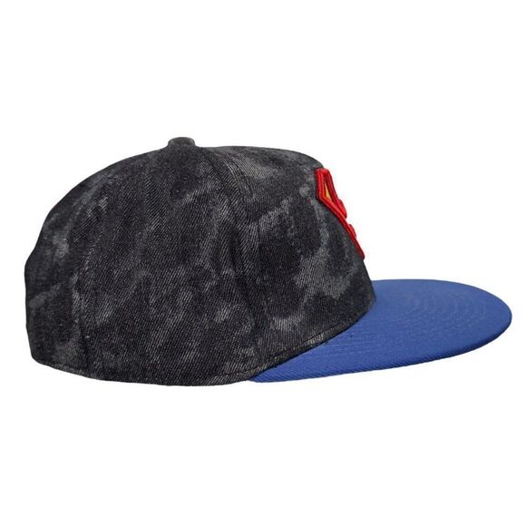 Superman Snapback Camo Style Hat Grey / Black / Blue / Red OS - Picture 4 of 7